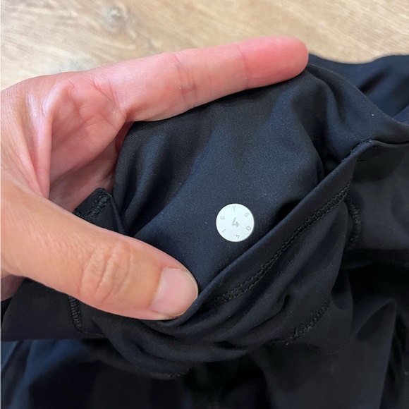 Lululemon Fast and Free High Rise Leggings Black Size 4 - Picture 3 of 3